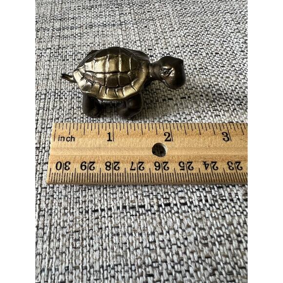 Vintage Brass Turtle Figure Tortoise Chinese Feng Shui God Turtle LJS 1985 - Picture 4 of 5